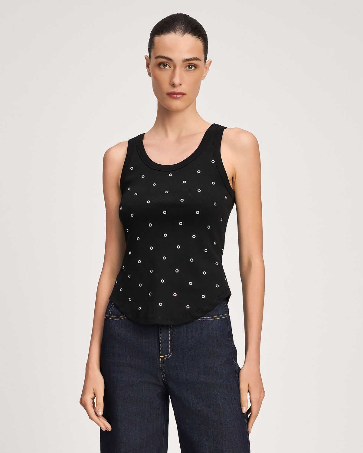 Grommet Quenta Tank