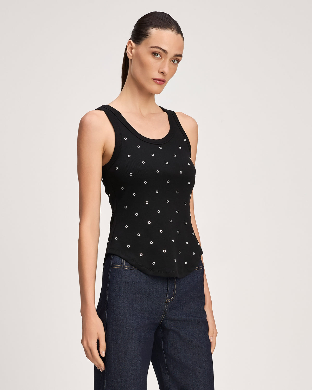 Grommet Quenta Tank