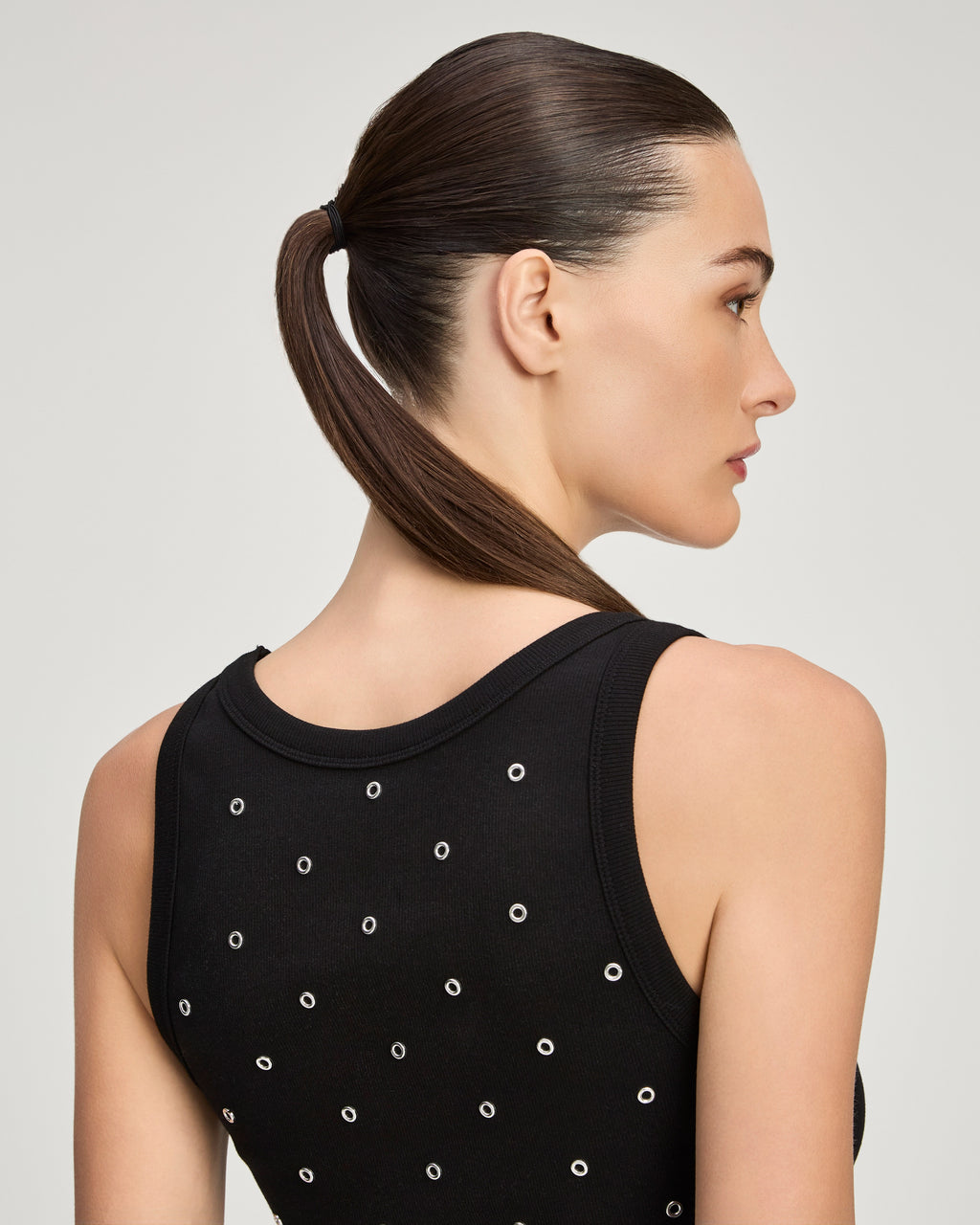 Grommet Quenta Tank
