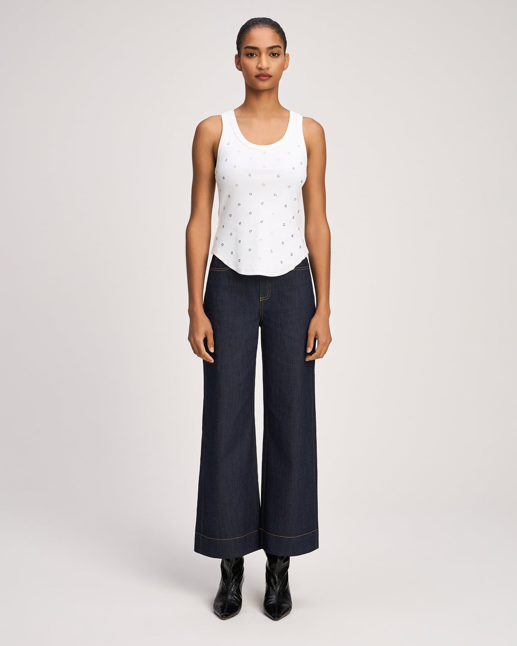 Grommet Quenta Tank