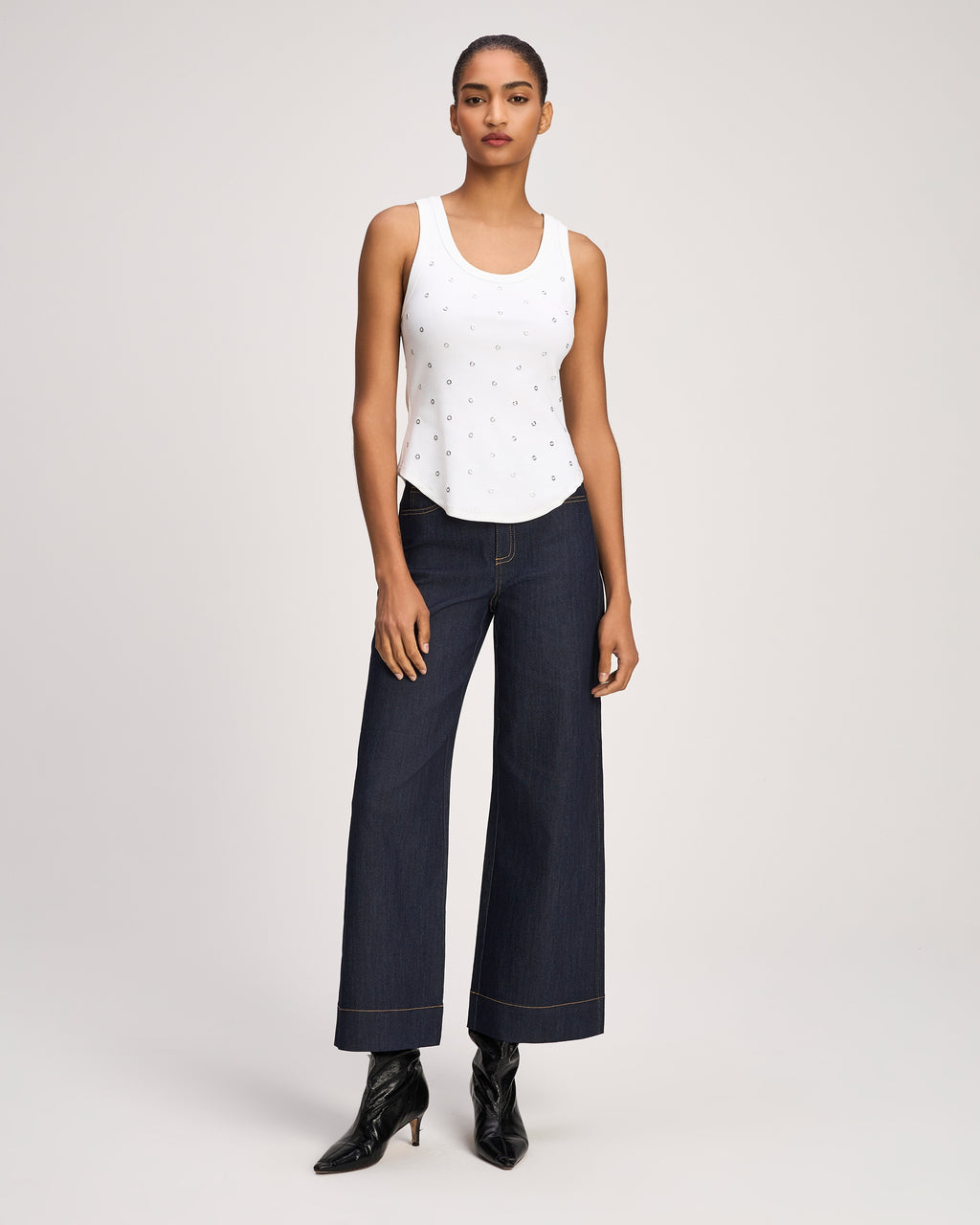 Grommet Quenta Tank