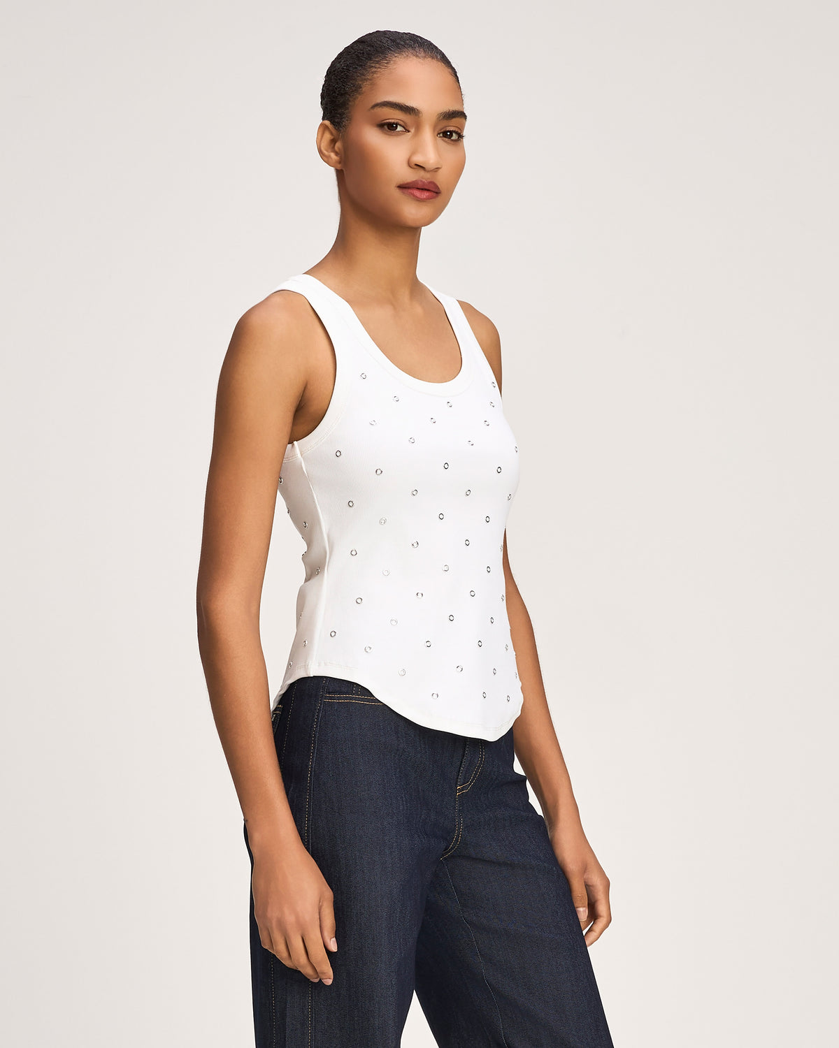Grommet Quenta Tank