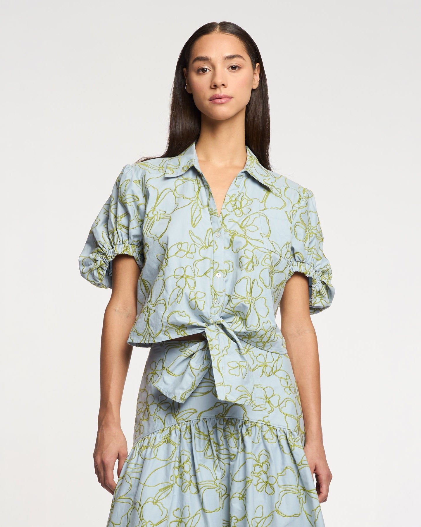Embroidered Linework Floral Zoanne Top – Cinq à Sept