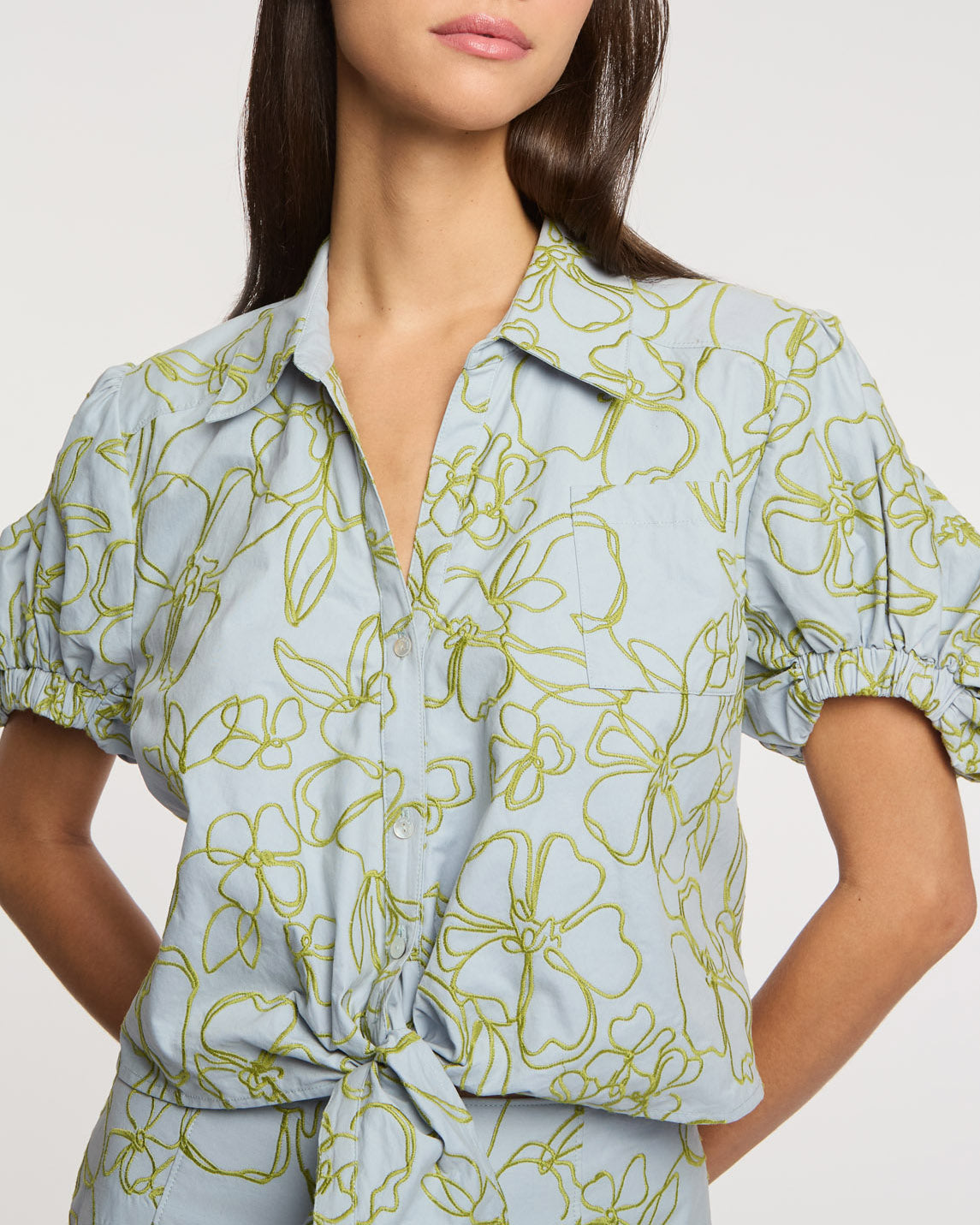 Embroidered Linework Floral Zoanne Top – Cinq à Sept
