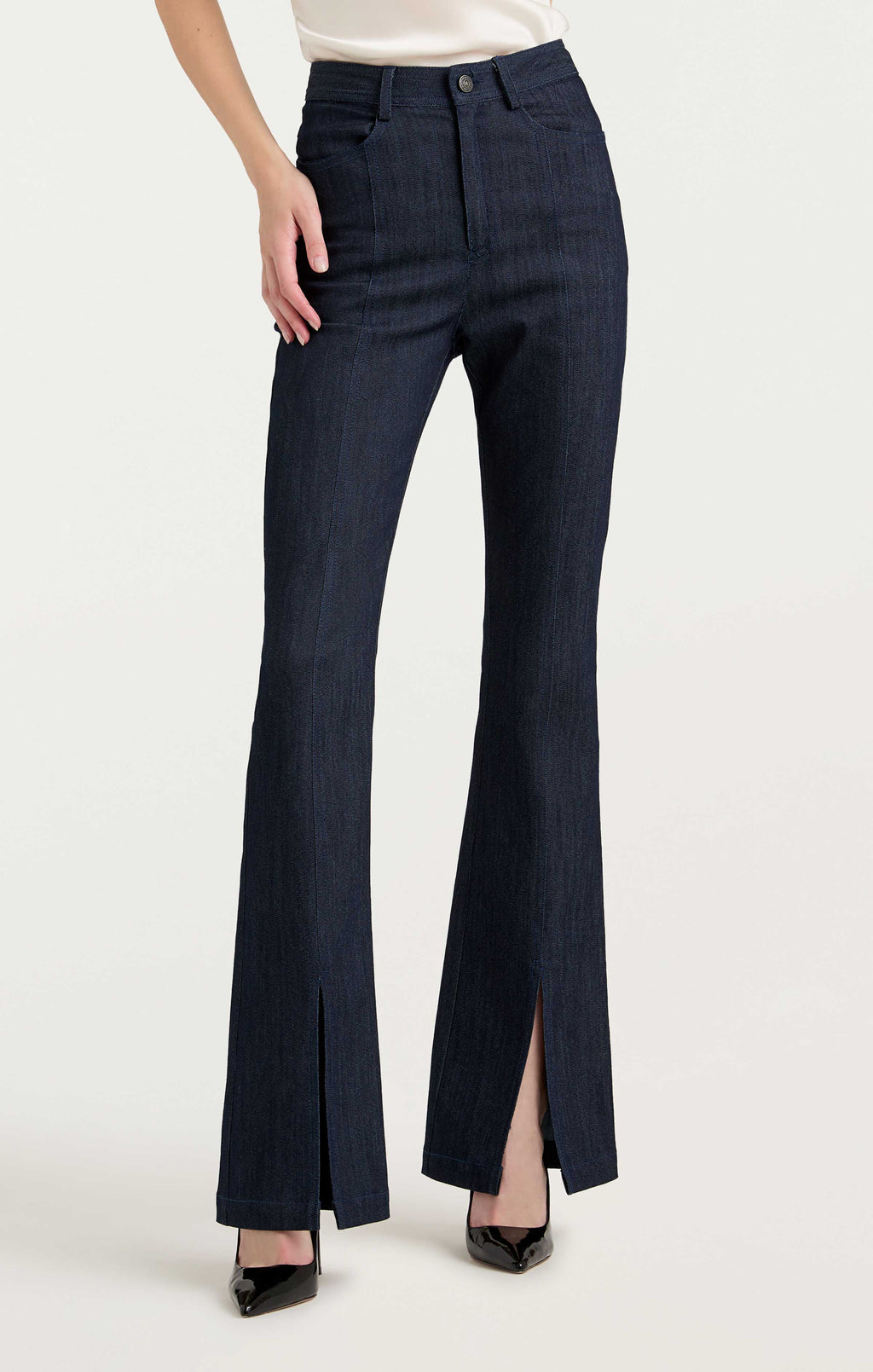 Shanis Pant