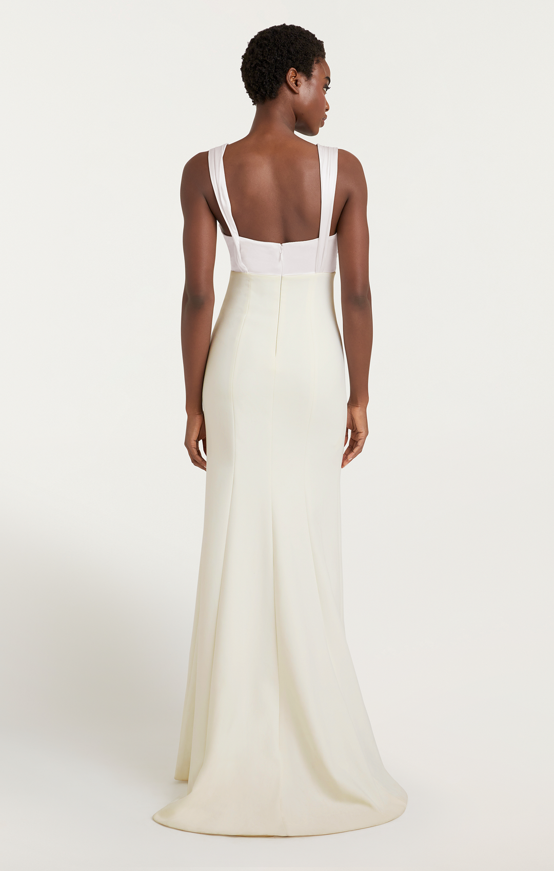Cinq a Sept Jillie Gown in Ivory